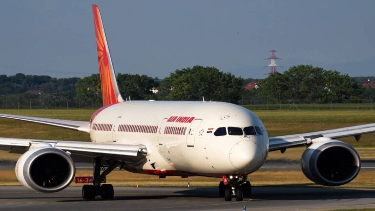 Air India Crash: 'कोई बड़ी सुरक्षा चिंता नहीं...'; एयर इंडिया बोइंग 787 को DGCA से मिली क्लीन चिट