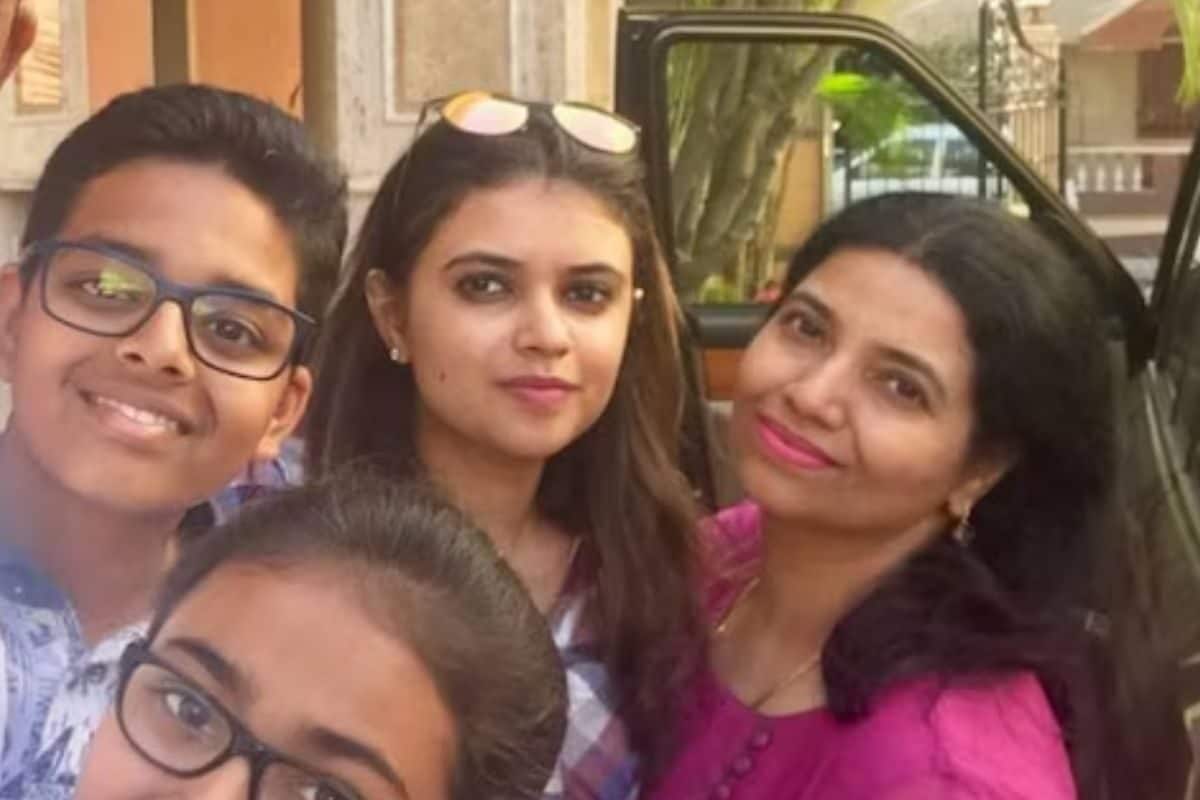 शादीशुदा से प्यार, बेटी को भी अपनाया, भारतीय क्रिकेटर की दिलचस्प लव स्टोरी