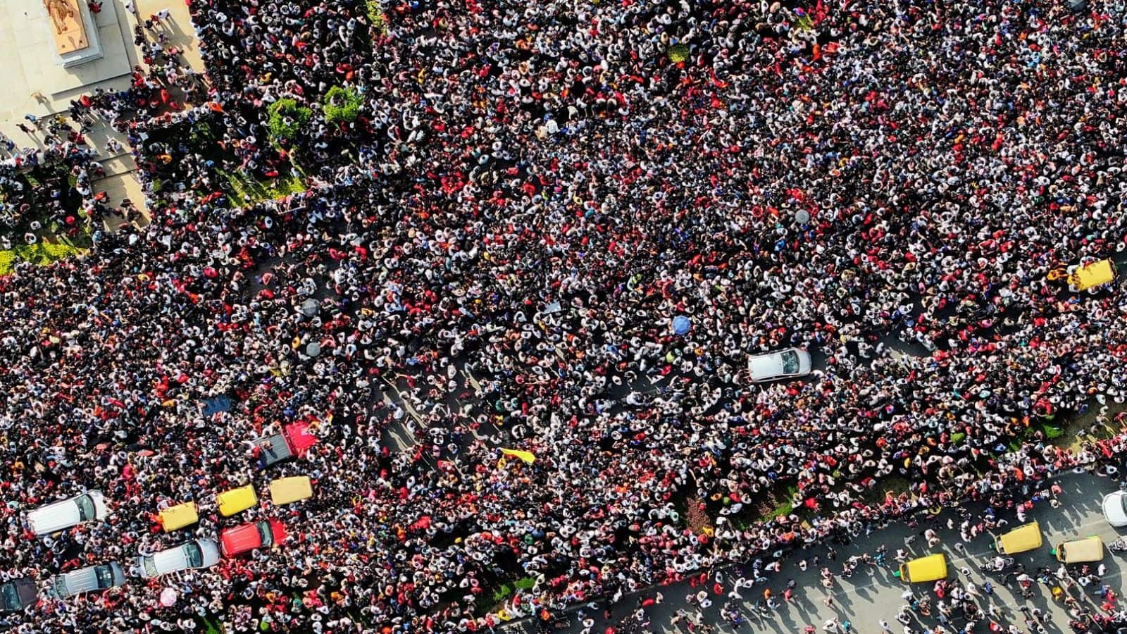 Bengaluru Stampede: 'ये कंगारू FIR है...' मोहनदास पई ने बेंगलुरु भगदड़ हादसे पर कही ये बड़ी बात