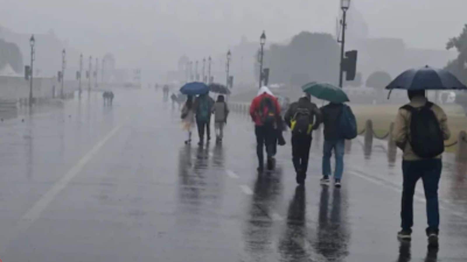 Heavy Rain Alert: अगले तीन दिनों तक आसमान से बरसेगी आफत! IMD ने देश के इन इलाकों के लिए जारी किया अलर्ट