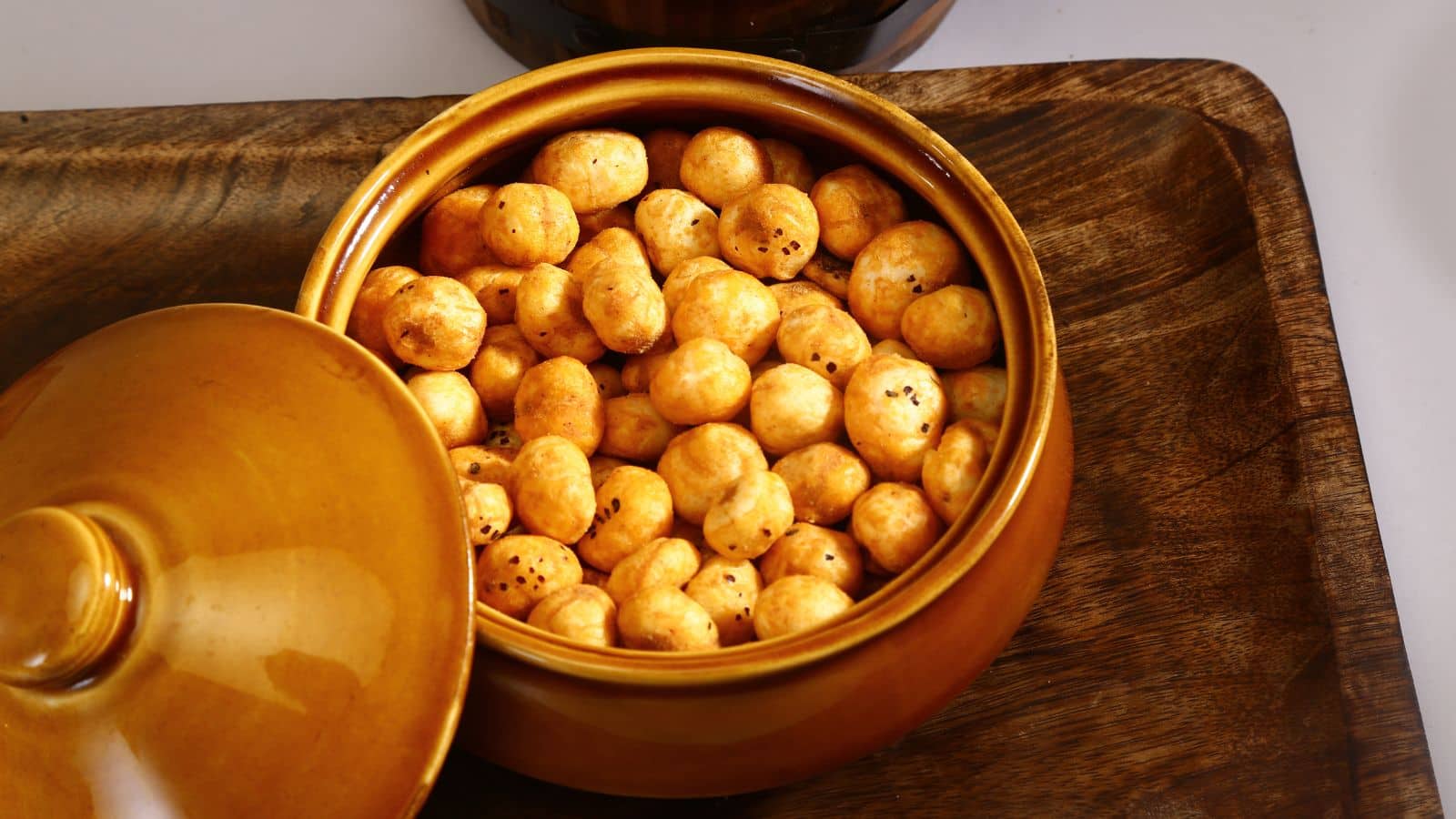 Diabetes: डायबिटीज के मरीज रोज खाएं ये सफेद चीज, घी में भुना तो समझो शुगर कंट्रोल पक्का!