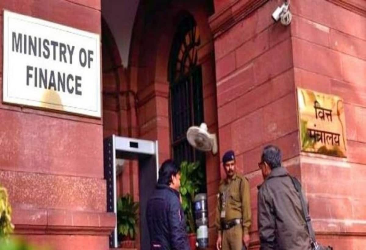 UPI Charges News: 3,000 रुपये से ज्यादा UPI ट्रांजेक्शन पर लगेगा चार्ज? सरकार ने कही ये बात