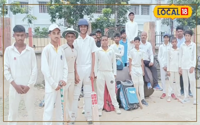 '18वें फाइनल में विराट की 18 नंबर की जर्सी बनी लकी', युवा क्रिकेटरों ने दी राय