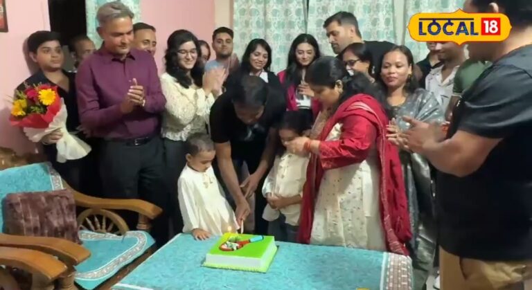 दोस्त की बर्थडे पार्टी में ऐसा क्या बोल गए धोनी,  हंसते-हंसते लोटपोट हो गए सब