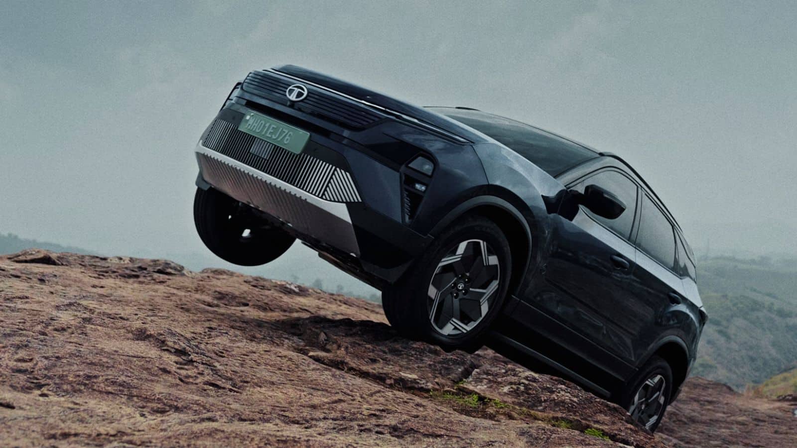 Tata Harrier EV: 3 जून को लॉन्च होगा धांसू SUV हैरियर का इलेक्ट्रिक वेरिएंट, जानें कितनी होगी रेंज और कीमत?