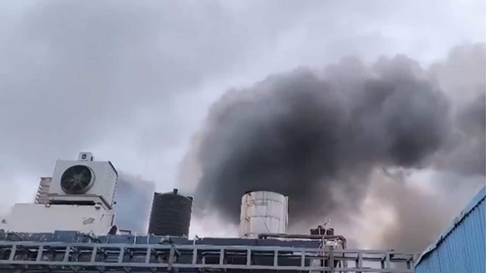 Hyderabad Blast: हैदराबाद में केमिकल फैक्ट्री में भीषण ब्लास्ट! 10 लोगों की दर्दनाक मौत, कई घायल