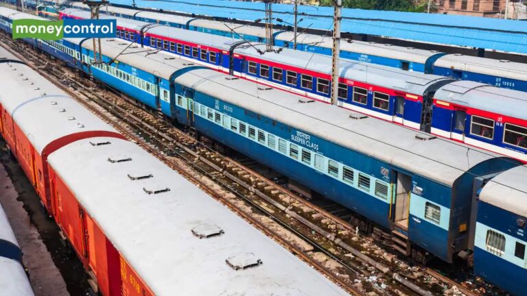 Indian Railway: 5 साल बाद क्यों बढ़ा रेलवे किराया? इन ट्रेनों के यात्रियों पर नहीं पड़ेगा किराया बढ़ने का असर, जानिये डिटेल्स