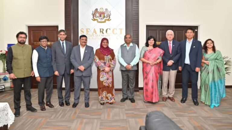 मलेशिया ने पाकिस्तान के 'इस्लामी कार्ड' को खारिज कर दिया झटका, भारतीय प्रतिनिधिमंडल के कार्यक्रमों को दी मंजूरी