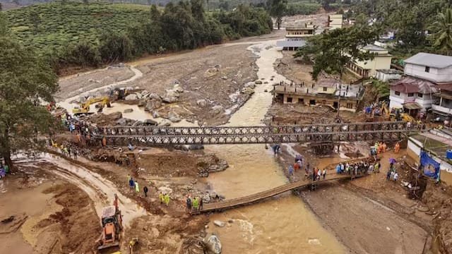 केरल: सरकार ने नहीं सुनी तो ग्रामीणों उठाया बड़ा कदम, 10 दिनों में नदी पर खड़ा किया पुल, जानें कैसे
