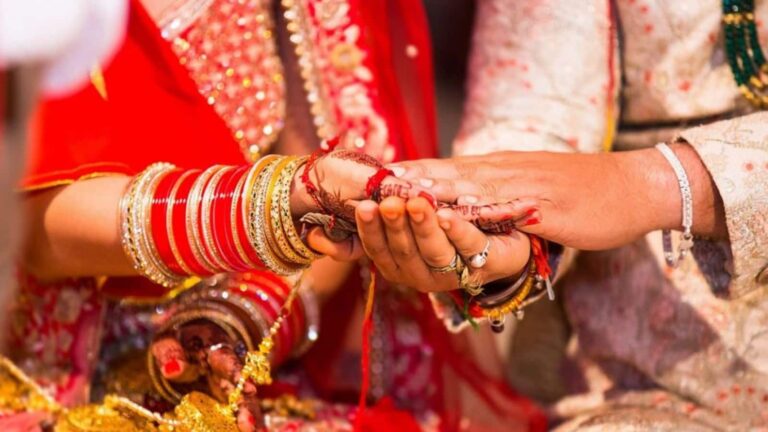 सास-दामाद के बाद ससुर बहू की लव स्टोरी! जिसको बनना था पत्नी वो बन गई मां, बाप ने खिला दिया ऐसा गुल