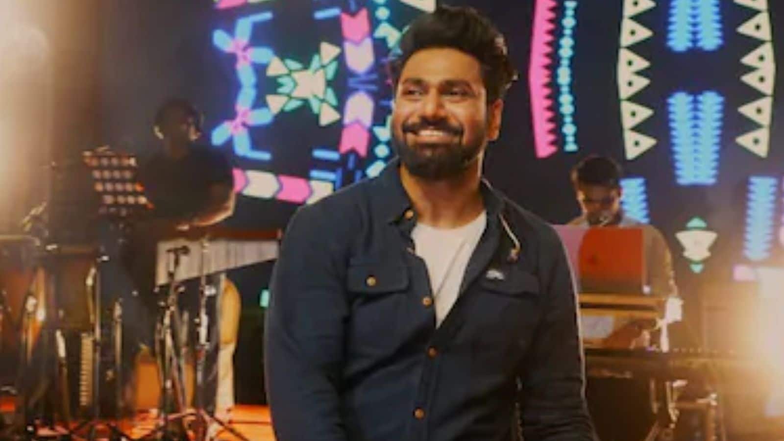 'मास्टर ऑफ मेलोडी' के साथ कमबैक करने जा रहे हैं मिथुन, इस रोमांटिक फिल्म को लेकर खोला ये राज