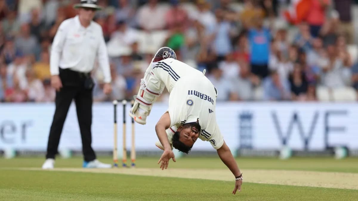 VIDEO: ऋषभ पंत ने सेंचुरी जड़ते ही किया ऐसा सेलिब्रेशन...देखते रह गए अंग्रेज, लोगों ने योगा डे की दिलाई याद