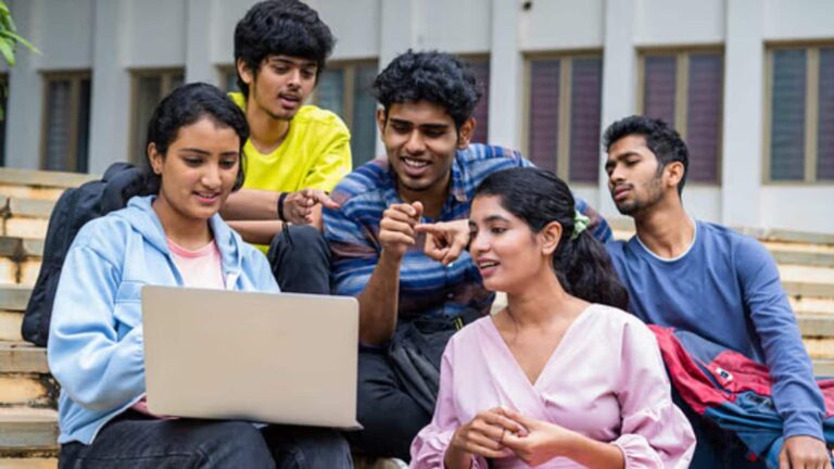 NEET UG Result Out: नीट यूजी का रिजल्ट हुआ जारी, यहां देखें डायरेक्ट लिंक