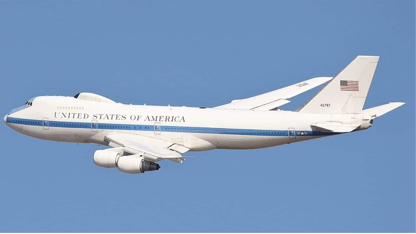 US का 'Doomsday Plane' उड़ा, क्या विश्व युद्ध छिड़ा? ईरान इजरायल संघर्ष के बीच इस विमान का उड़ना, किसी बड़े संकट का संकेत!