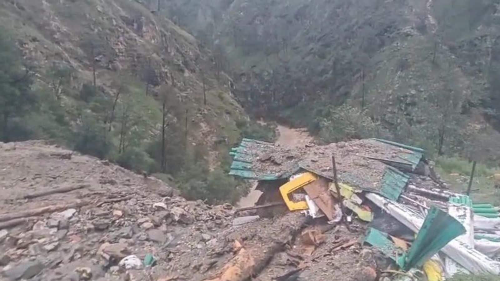 उत्तरकाशी में बादल फटने से हुए भूस्खलन में दो लोगों की मौत, सात के मरने की आशंका