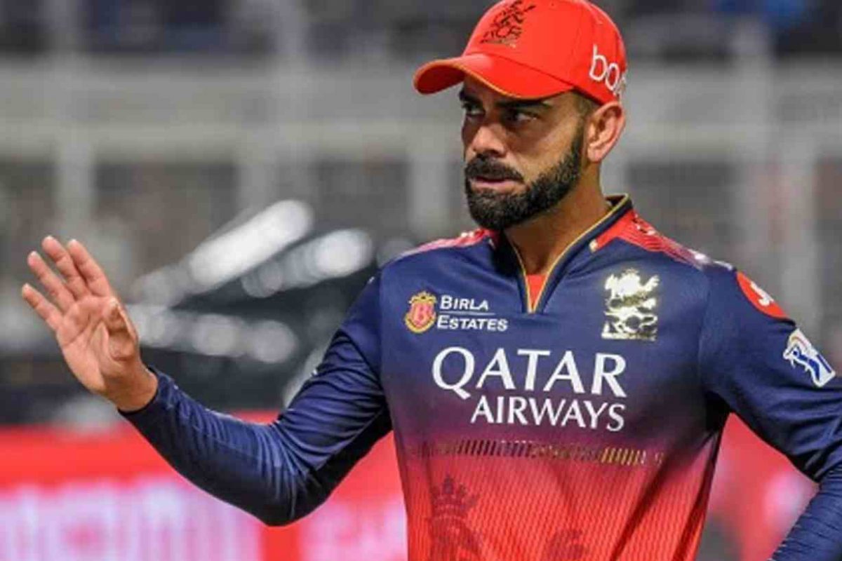 Final से पहले विराट के रेस्टोरेंट में पहुंचे पुजारी, RCB की जीत के पढ़े मंत्र