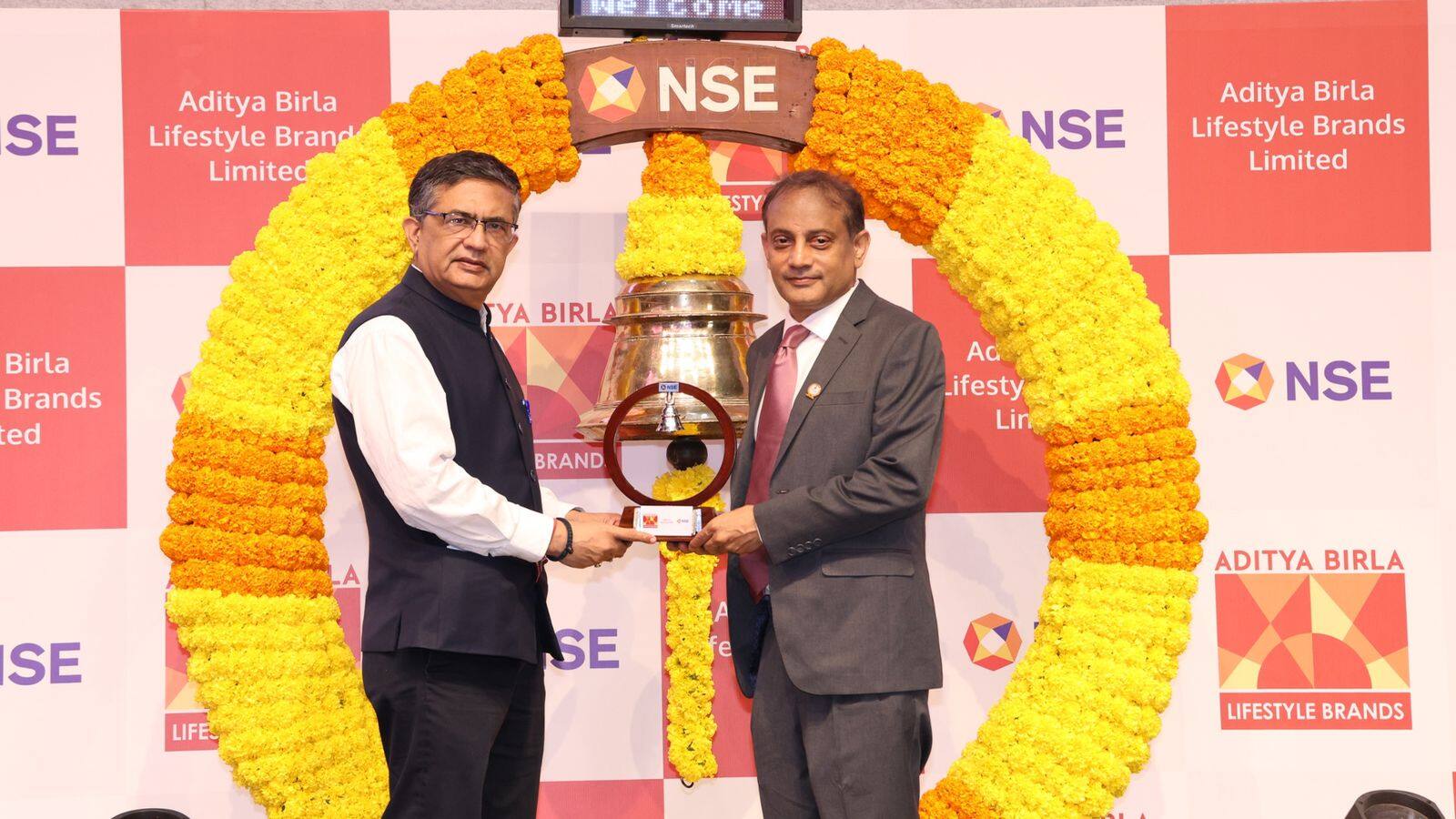 आदित्य बिड़ला लाइफस्टाइल ब्रांड्स ने की शेयर बाजार में एंट्री, ₹167 पर लिस्ट हुआ स्टॉक, फिर लगा 5% का लोअर सर्किट