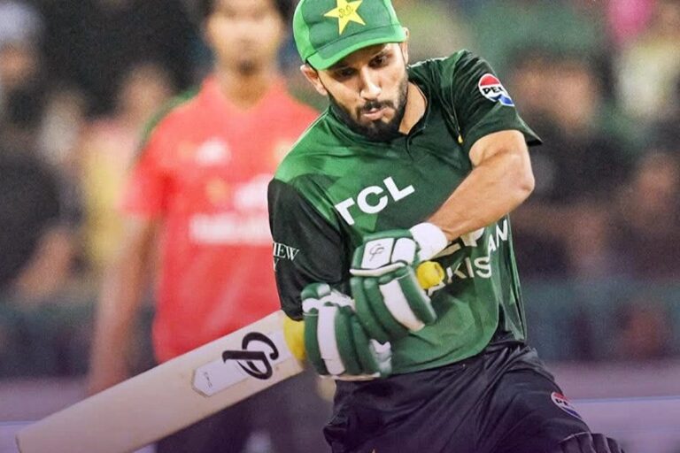 8 चौके-7 छक्के.... मोहम्मद हारिस का धमाकेदार शतक, पाकिस्तान का क्लीन स्वीप