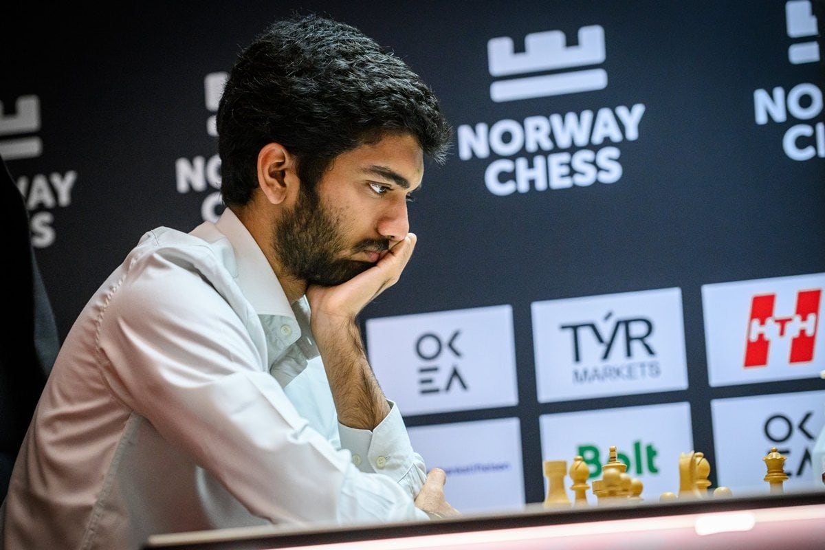 नॉर्वे शतरंज: डी गुकेश ने वेई यी को हराया, मैग्नस कार्लसन खिताब के दावेदार