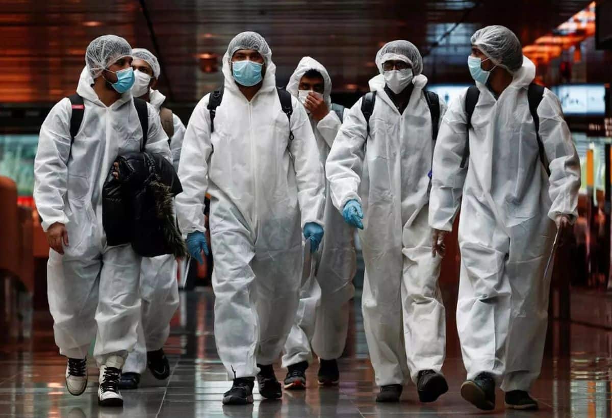 COVID-19: फिर लौटी कोरोना की लहर! देश में अब तक 26 लोगों की मौत...राज्य सरकारें उठा रही हैं अब ये कदम