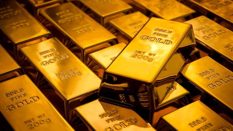 Gold Rate Today: सोना ऊंचाई का नया रिकॉर्ड बना सकता है, आपको क्या करना चाहिए?