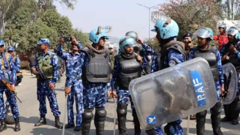 मणिपुर सरकार ने 5 जिलों में इंटरनेट सर्विस की बंद, अरंबाई तेंगोल की गिरफ्तारी के बाद कानून-व्यवस्था बिगड़ने का डर