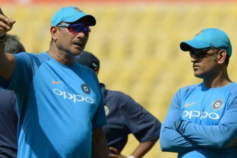 आपका बटुआ गायब हो जाएगा...शस्त्री ने धोनी की कर दी जेबकतरे से तुलना