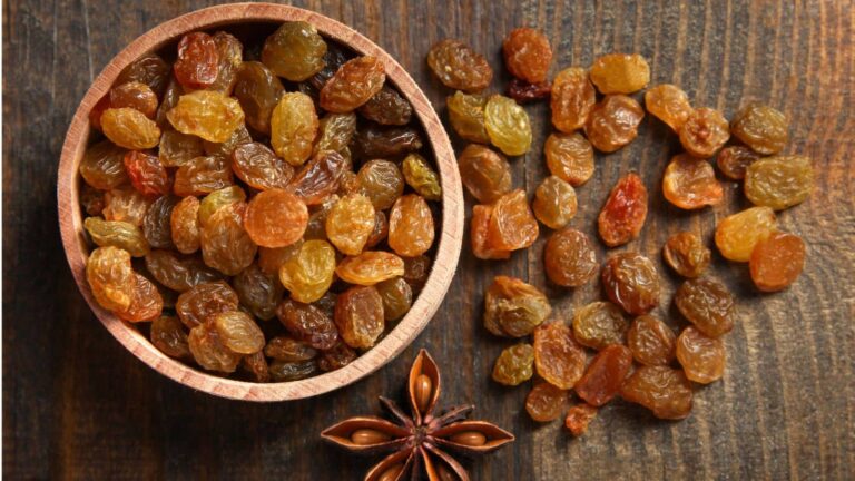 Typhoid: ये सूखा फल टाइफाइड को करता है छूमंतर, नाम जानकर आप भी आज से खाना शुरू कर देंगे!