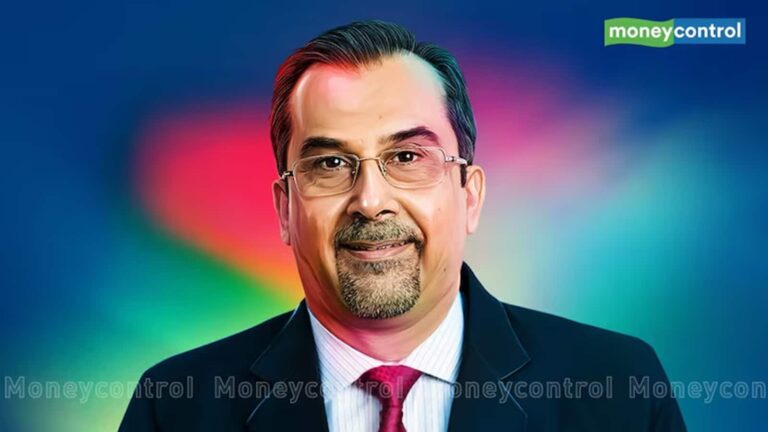 FY25 में ₹25.66 करोड़ की सैलरी घर ले गए ITC के CMD संजीव पुरी, एक साल पहले से कितनी ज्यादा