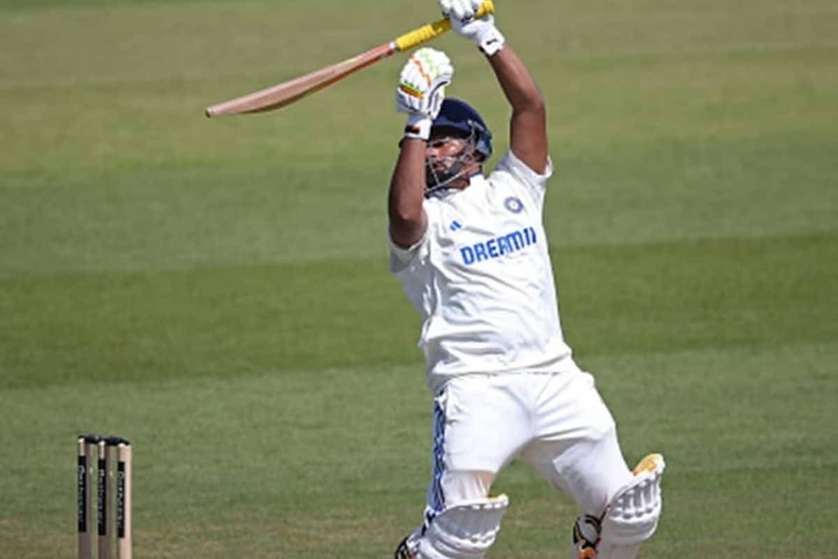 'विश्वास नहीं है तो इंडिया ए में मत खिलाओ...' सेलेक्टर्स पर आगबबूला बुए आकाश