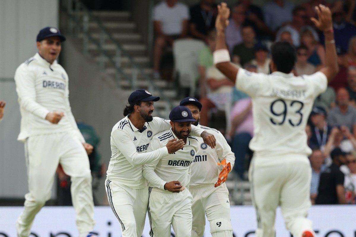 विराट का नाम नहीं लेना चाहता ये मांजरेकर, गिल के सेलिब्रेशन से मच गया बवाल