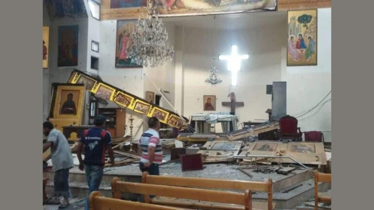 Syria : दमिश्क के चर्च में बड़ा हमला, गोलियों की बौछार के बाद शख्स ने खुद को बम से उड़ाया, 10 की मौत