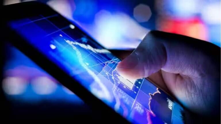 ब्रोकर्स को टेक्निकल ग्लिच के मसले पर राहत मिलने की उम्मीद, सेबी और एक्सचेंजों में चल रही बातचीत