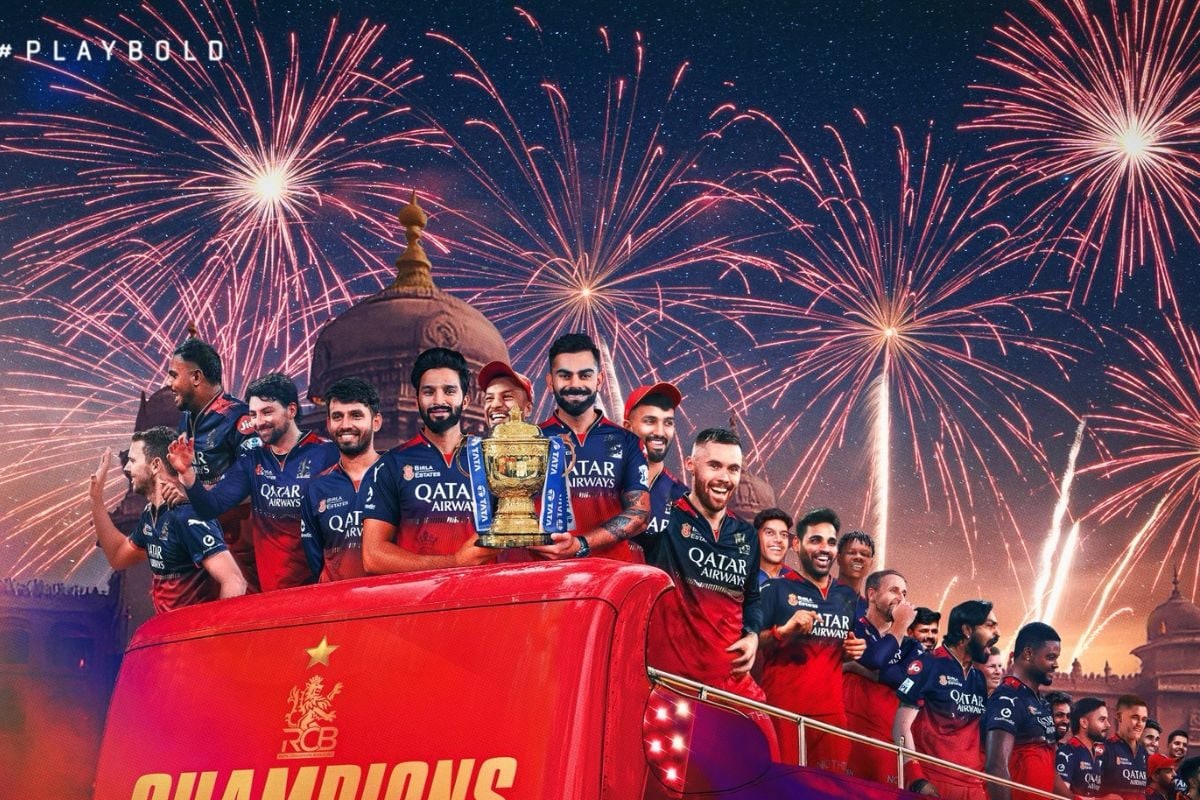 RCB: जीत के जश्न में डूबा बेंगलुरु, थोड़ी देर में शुरू होगी विक्ट्री परेड