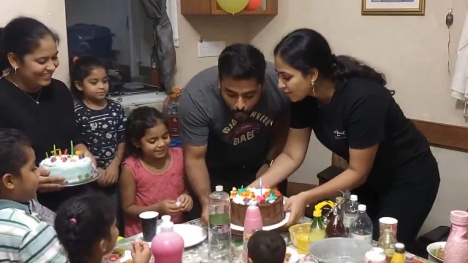 AI की मदद से बना बर्थडे सेलिब्रेशन का वीडियो, नहीं पहचान पाएंगे रियल है या फेक