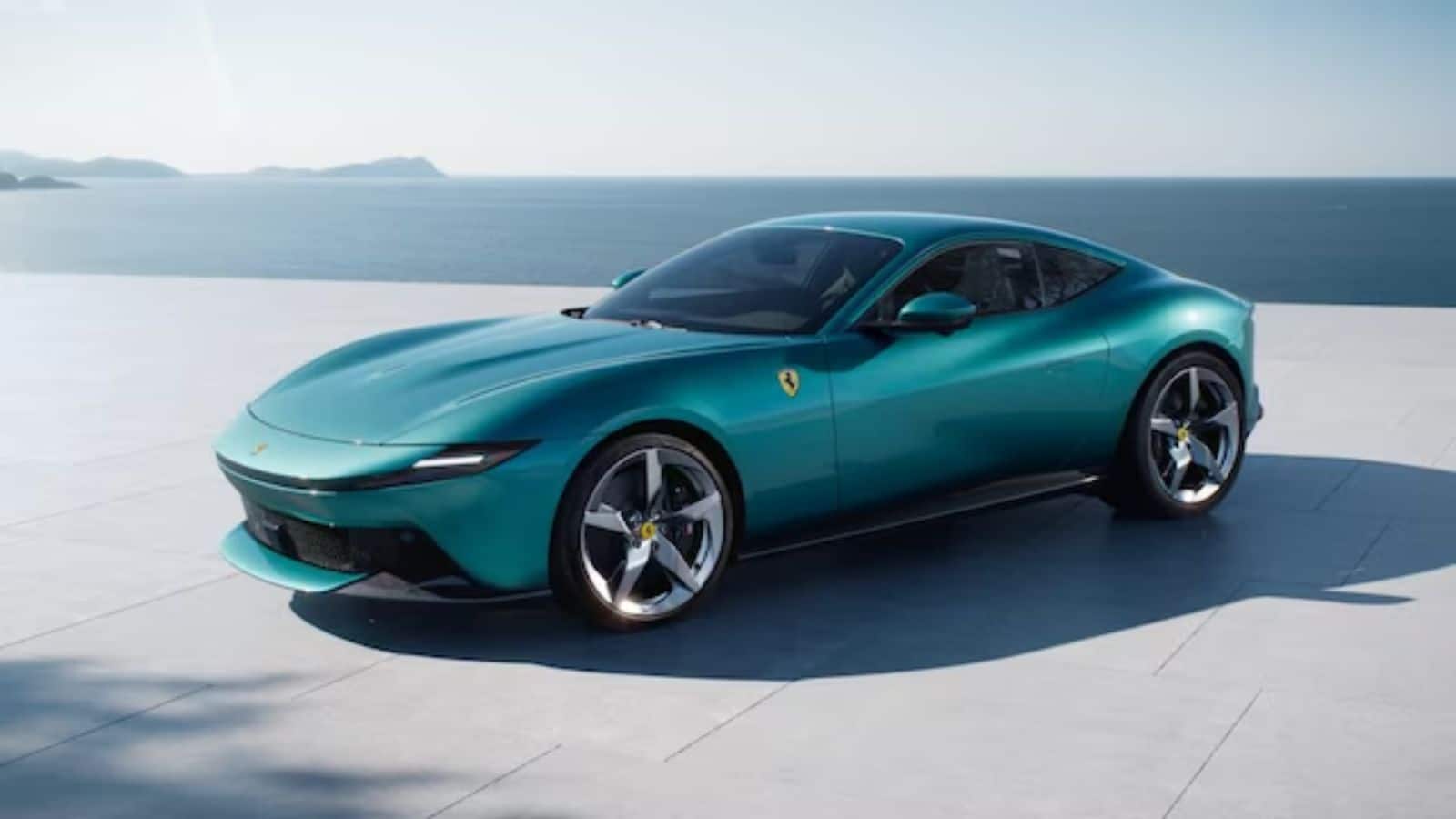 Ferrari ने लॉन्च किया कूप-स्टाइल Amalfi, जबरदस्त फीचर्स और दमदार पावर के हो जाएंगे दीवाने!