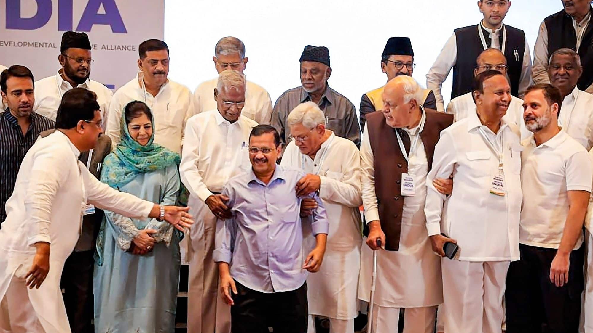 INDIA गुट से AAP आउट! कहा- लोकसभा चुनाव तक का था साथ, अब अलग-अलग लड़ेंगे चुनाव