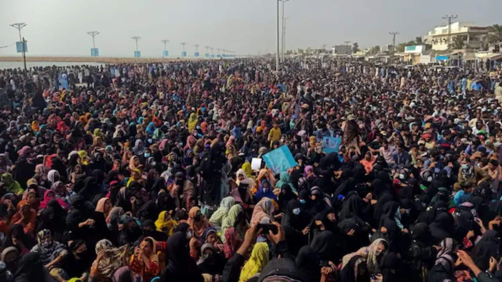 Balochistan: बलूच विद्रोहियों ने पाकिस्तानी सेना पर बरपाया कहर, 12 घंटे में मार गिराए 20 सैनिक