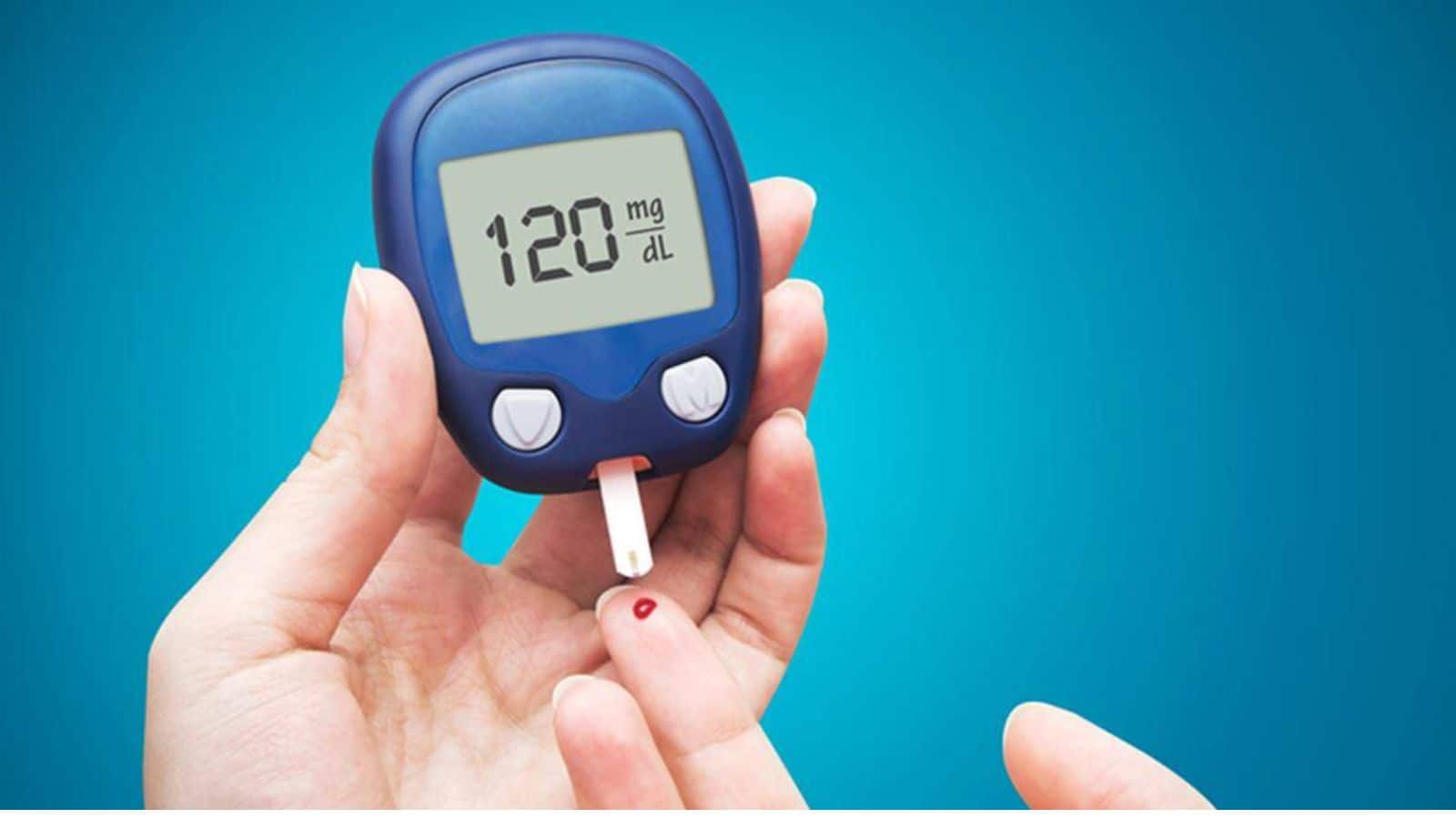 Diabetes: खाली पेट पी लें ये देसी ड्रिंक, हाई ब्लड शुगर होगा झटपट कंट्रोल