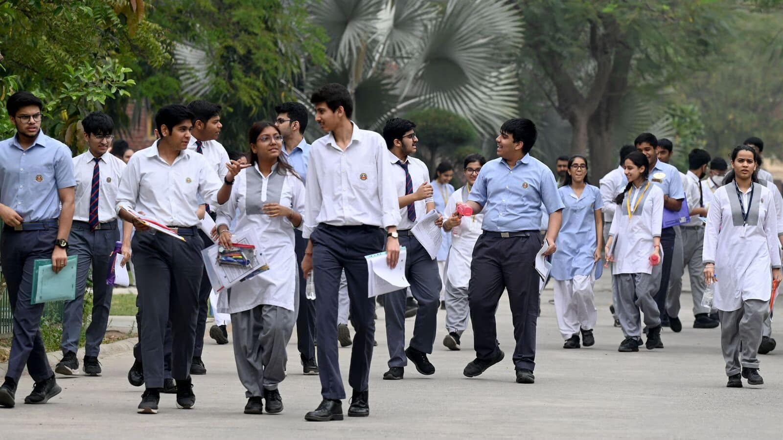 CBSE Exams: सीबीएसई ने 10वीं और 12वीं के सप्लीमेंट्री प्रैक्टिकल एग्जाम की तारीखों का किया ऐलान, जानें कब शुरू होगी परीक्षा