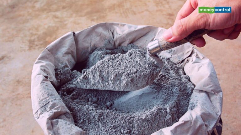 UltraTech Cement ने CCI जांच की खबरों को किया खारिज, कहा- हमारे खिलाफ कोई एक्शन नहीं