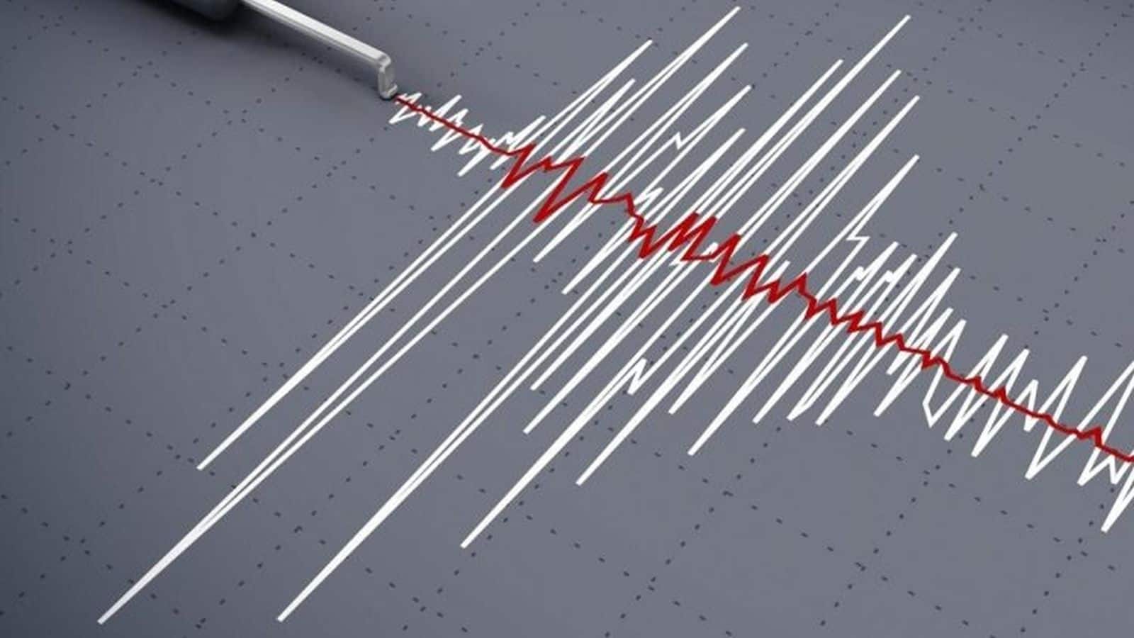Indonesia Earthquake: शक्तिशाली भूकंप से थर्राया इंडोनेशिया! कई सेकंड तक कांपती रही धरती, 6.7 रही तीव्रता