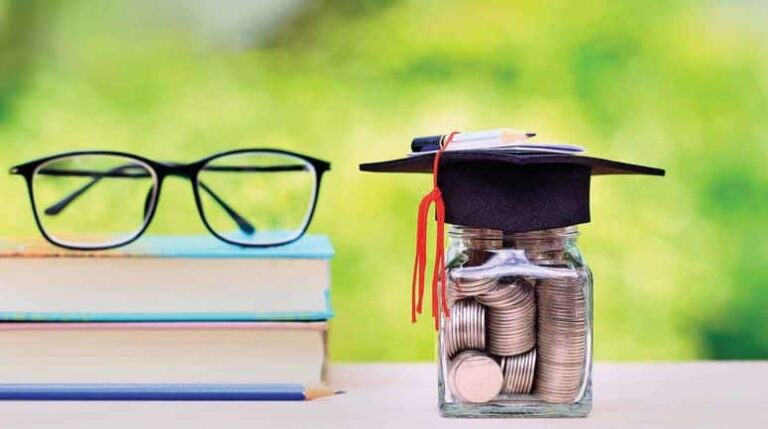 अब Education Loan के लिए नहीं काटने पड़ेंगे बैंकों के चक्कर, 15 दिन में ही मिल जायेगा लोन