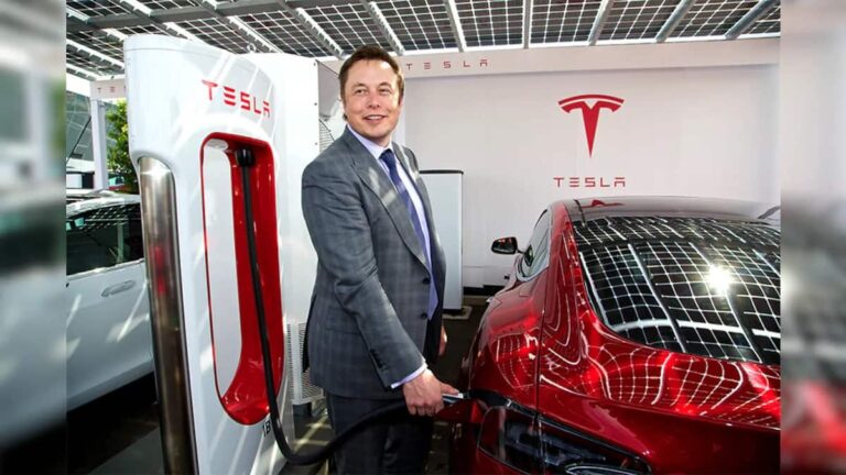भारत में Tesla की एंट्री कंफर्म, इस दिन और यहां खुलेगा पहला शोरूम, जानें कौन सी कार होगी लॉन्च?