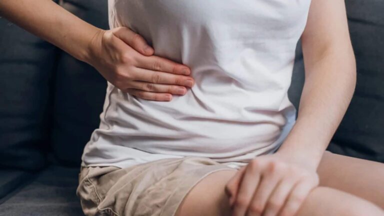 Fatty Liver: स्ट्रेस या थकान नहीं, लिवर की गड़बड़ी है वजह! महिलाएं इन 7 लक्षणों को न करें नजरअंदाज