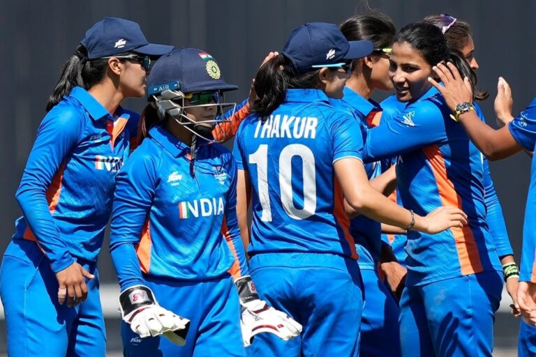 INDvENG: महिला टीम की नजरें इतिहास रचने पर, इंग्लैंड से सीरीज जीत अब दूर नहीं