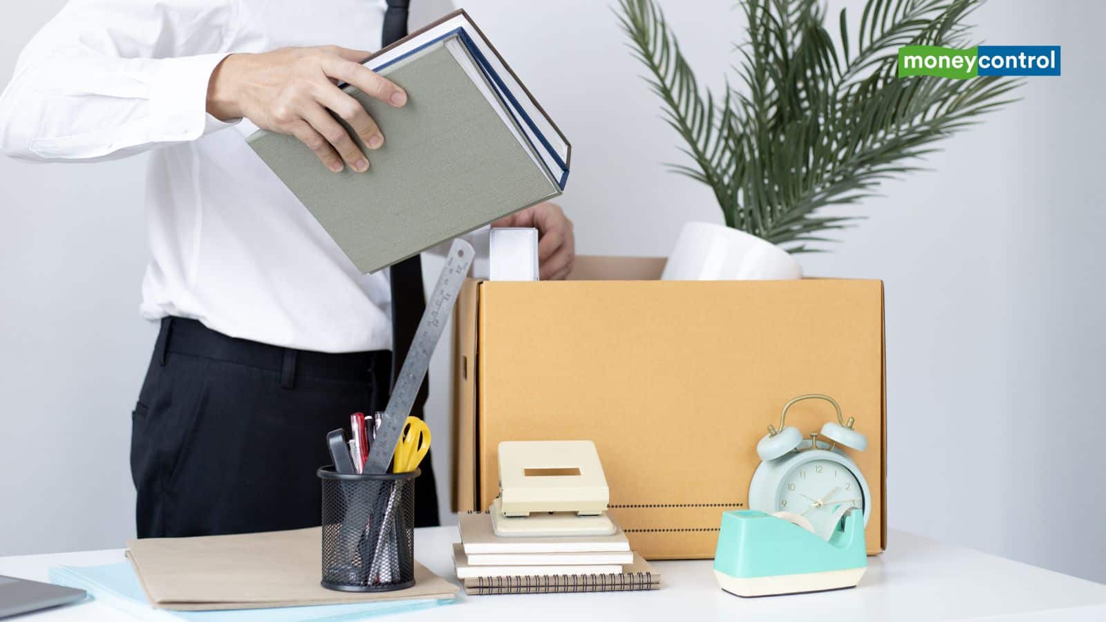 Job Cut: फिडेलिटी इन्वेस्टमेंट्स ने भारत में खत्म की 500 नौकरियां, जानिए क्या है इसकी वजह