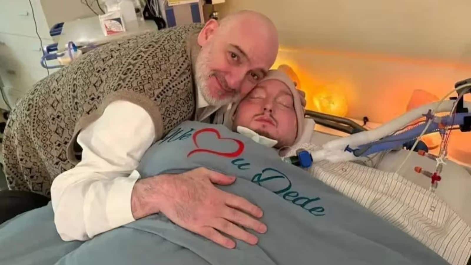 सऊदी अरब के मशहूर 'स्लीपिंग प्रिंस' का निधन, 20 साल से कोमा में थे राजकुमार अलवलीद बिन खालिद