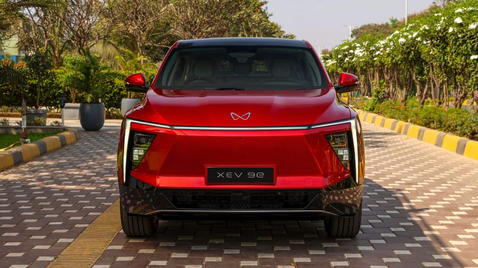 महिंद्रा BE 6 और XEV 9e के हाइब्रिड वेरिएंट जल्द हो सकते है लॉन्च! जानिए क्या होंगे खास फीचर्स