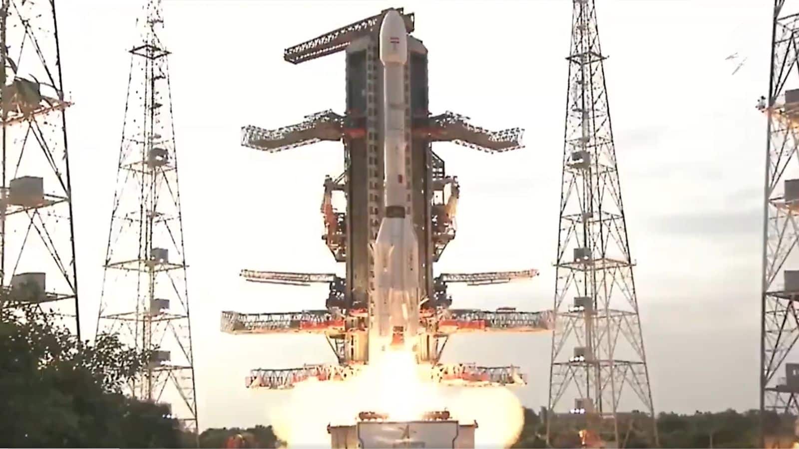 ISRO-NASA ने पहली बार मिलकर रचा इतिहास, अर्थ मॉनिटरिंग सैटेलाइट 'NISAR' की सफल लॉन्चिंग पूरी